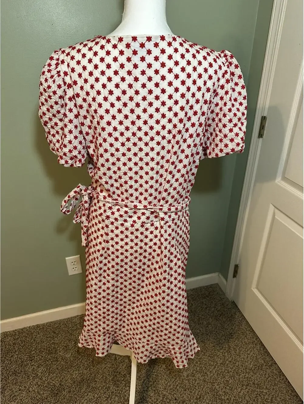 Draper James RSVP Red & White Embroidered Puff Sleeve Wrap Dress Size XXL EUC - Picture 7 of 9